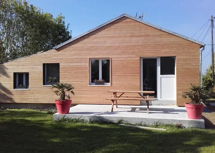 Maison Familiale Avec Jardin Au Coeur Du D Day